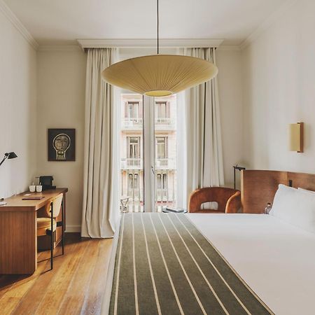 Hotel Regina Барселона Екстериор снимка