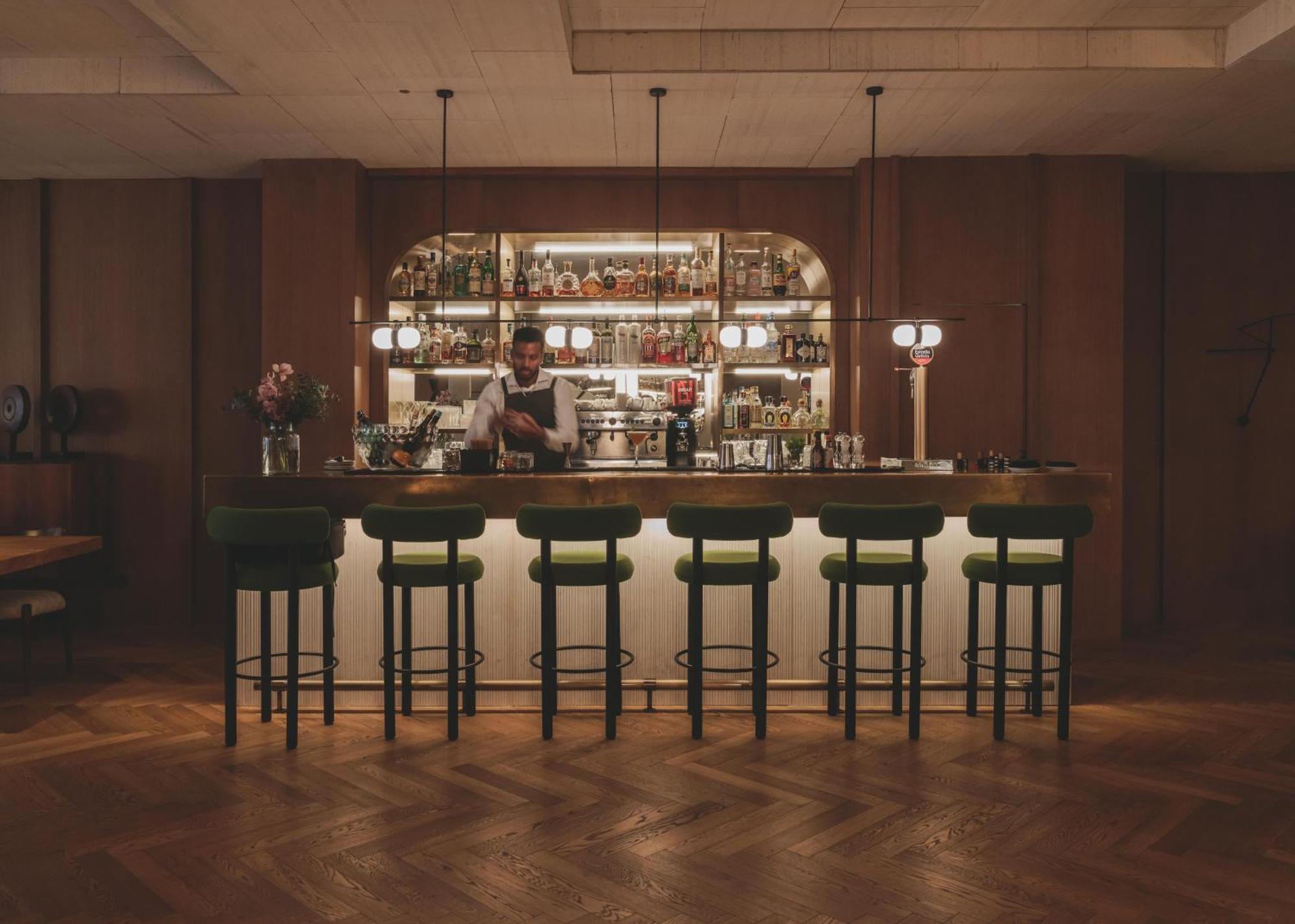 Hotel Regina Барселона Екстериор снимка